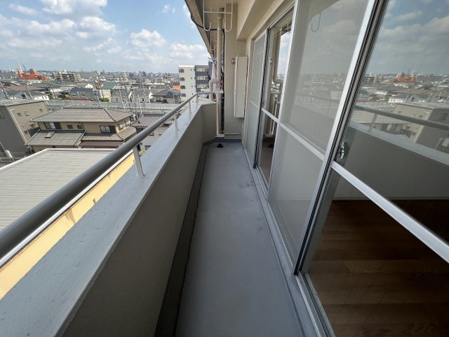 榊原ビル３０１のバルコニー|現況を優先します。