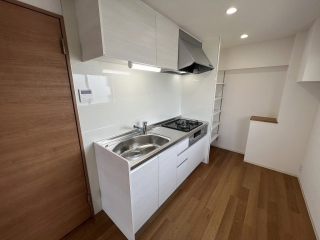 榊原ビル３０１のキッチン|現況を優先します。