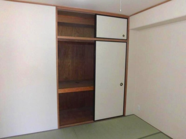 パレルミエール岡本の収納