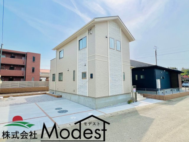 伊勢崎市除ケ町の外観|年中無休で平日の仕事終わり夜２０時まで受付可能です。
事前のご予約がオススメです。お気軽にお問い合わせください。