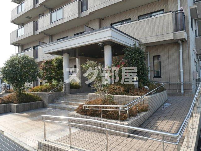 エール豊岡のエントランス