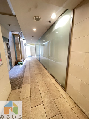 【ロビー】 | ル・シャンパーニュ