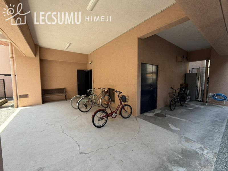ライオンズマンション姫路平野町の駐輪場