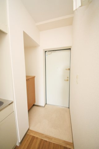 ルミナス常滑の玄関|別部屋同間取りの写真になります。