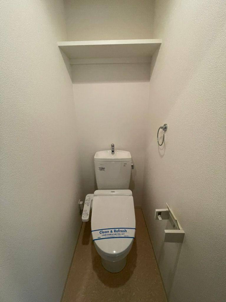 リヴェール白壁　名古屋市賃貸 仲介手数料無料のトイレ|トイレ