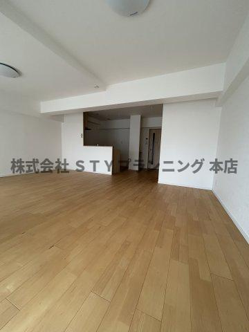 仲介手数料０円！杁中スカイタウンB棟の居間・リビング