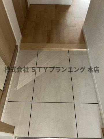 仲介手数料０円！杁中スカイタウンB棟の玄関