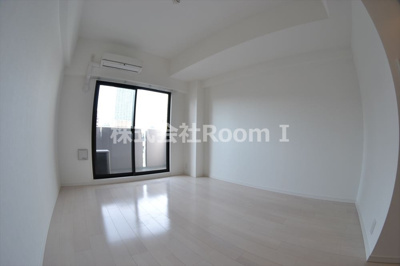 【居間・リビング】 | サムティ本町橋ⅡＭＥＤＩＵＳ | ゆったり過ごせるリビングです