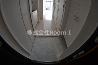 【玄関】 | サムティ本町橋ⅡＭＥＤＩＵＳ | 収納もある玄関です