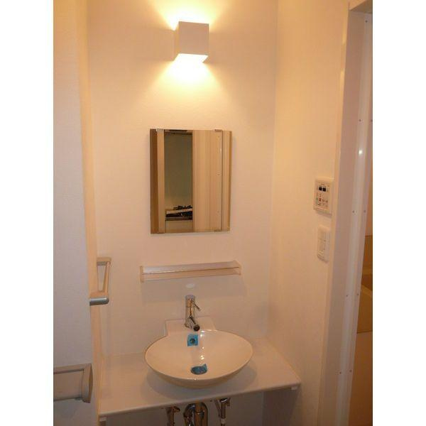 フローライト徳川　名古屋市賃貸　仲介手数料無料の洗面所|洗面