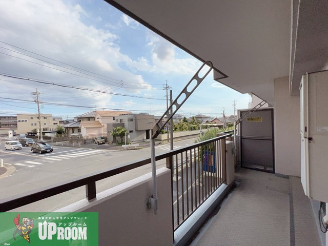 グリーンヒルズ朝宮のバルコニー