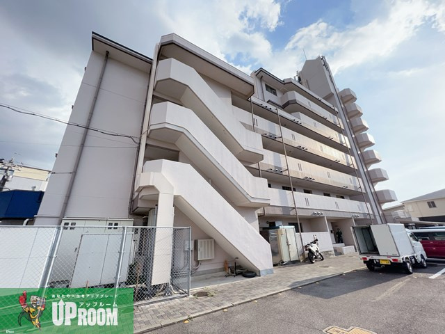 グリーンヒルズ朝宮の外観