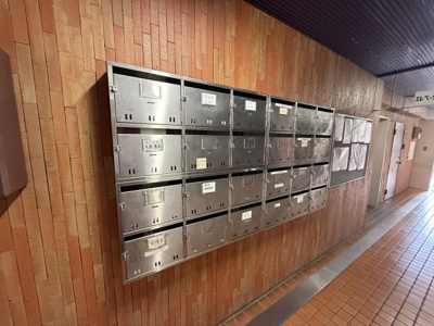 【その他共用部分】 | 弘明寺ニューフラワーマンション | 集合ポストです。