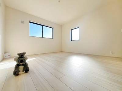 【洋室】 | 沼田市高橋場　新築住宅 | 「どんな家具を置こうかな」とワクワクする。好みのこだわりのお部屋にしてじぶんだけの部屋でゆったりと寛げます。