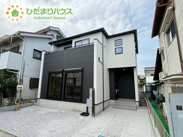 熊谷市宮町　新築一戸建て　グラファーレ　01の外観|全居室南向きで太陽の恵みをたっぷりと取り込めます♪