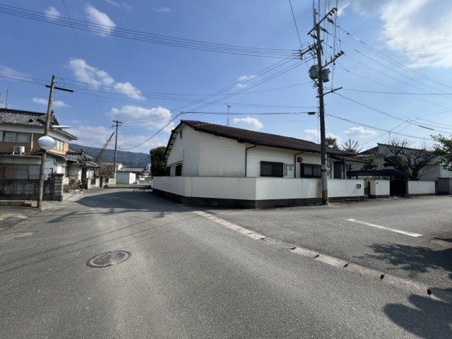 西宮町戸建の前面道路含む現地写真