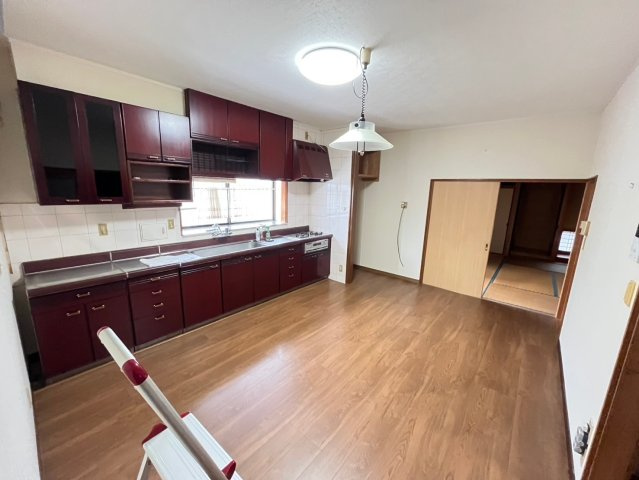 西宮町戸建の居間・リビング