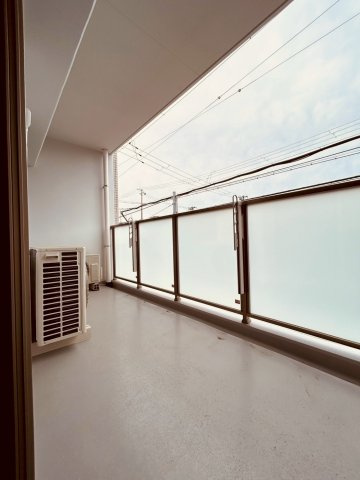 IMR　BLD.の内装