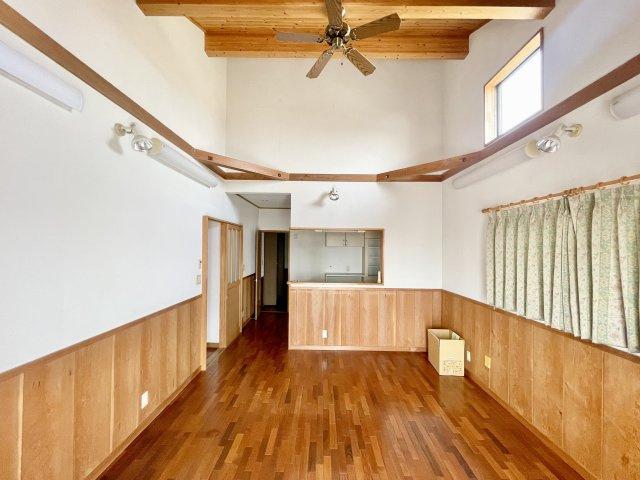 【中古戸建】高崎市箕郷町の居間・リビング|■リビング