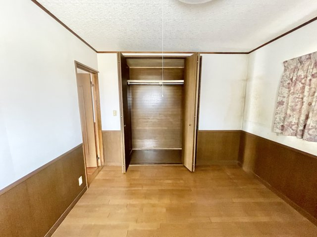 【中古戸建】高崎市箕郷町の洋室|■洋室