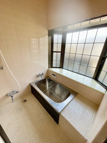 【中古戸建】高崎市箕郷町の浴室|■浴室