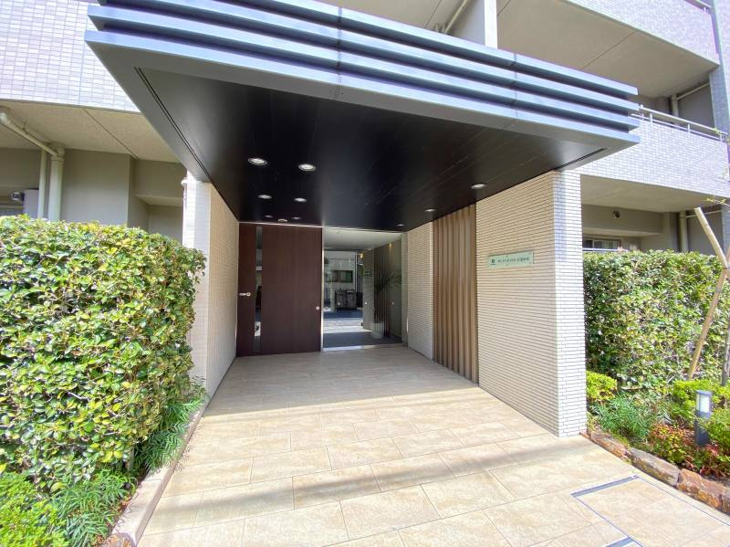 ザ・パークハウス杉並和田のエントランス