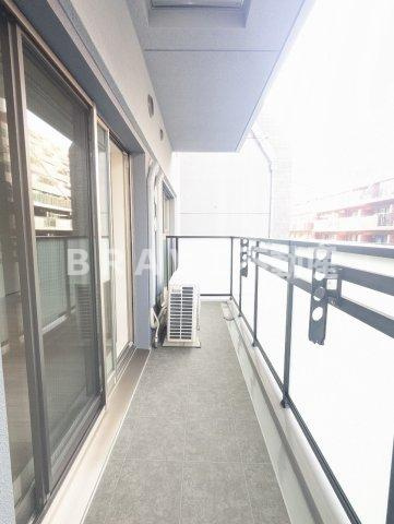 アーバネックス天満橋South BRAVI不動産のバルコニー