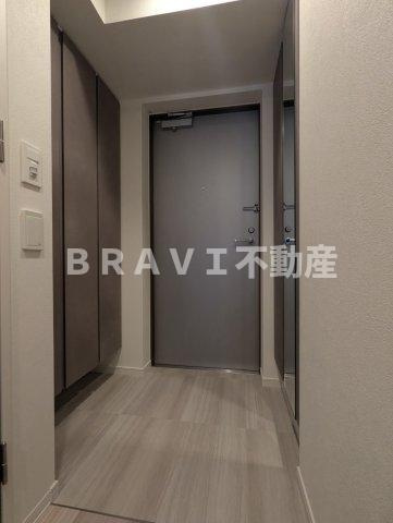 アーバネックス天満橋South BRAVI不動産の玄関