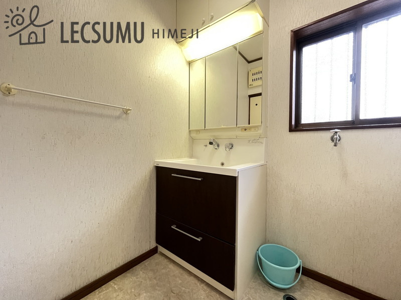 姫路市白浜町宇佐崎中3丁目/中古戸建の独立洗面台