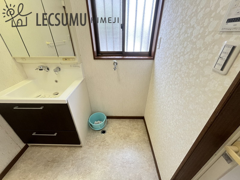 姫路市白浜町宇佐崎中3丁目/中古戸建のランドリースペース