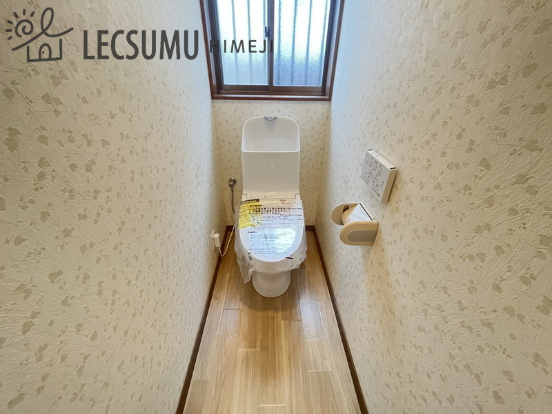 姫路市白浜町宇佐崎中3丁目/中古戸建のトイレ