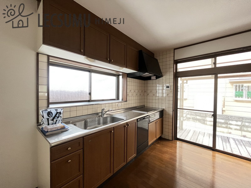 姫路市白浜町宇佐崎中3丁目/中古戸建のキッチン