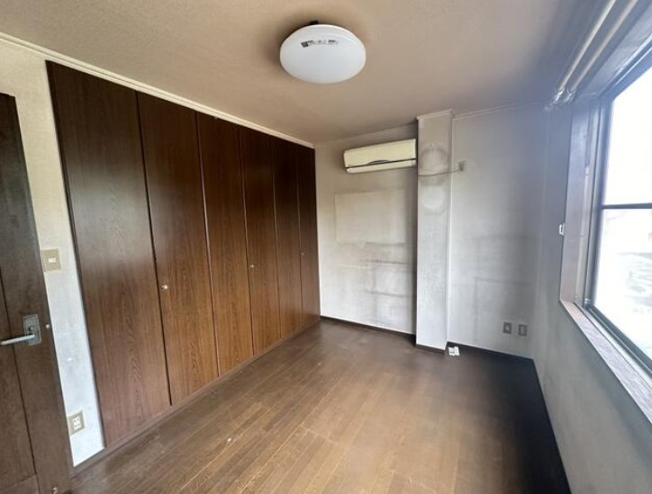 協和ビルの居間・リビング