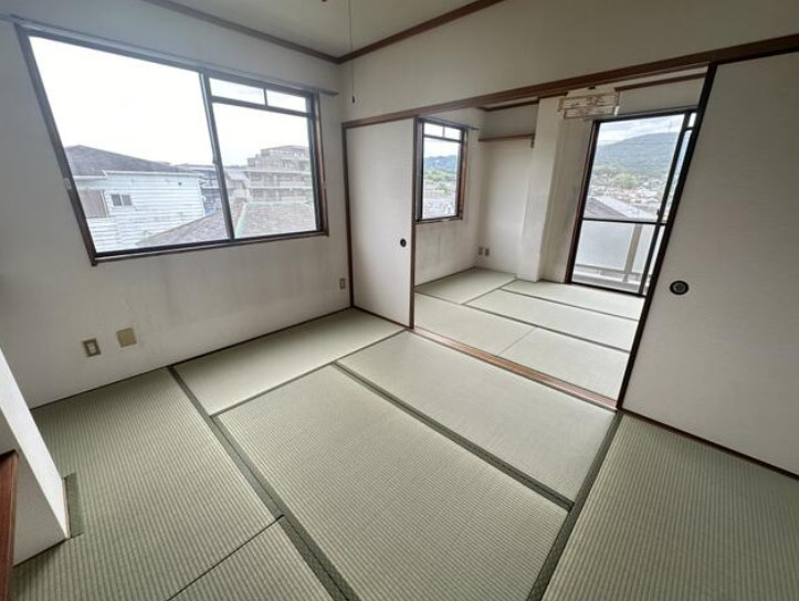 協和ビルの和室