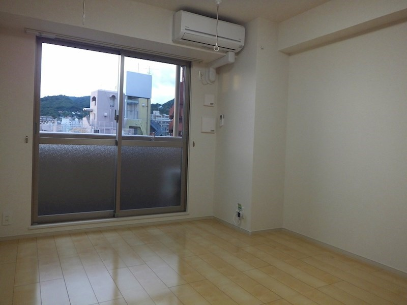 アシストみなと元町の洋室