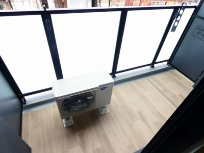 【バルコニー】 | ルネフラッツ浄心