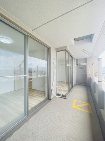 【バルコニー】 | アーバンパレスシェル福間