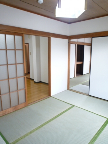 ハイツ北原Ⅰ号館の和室