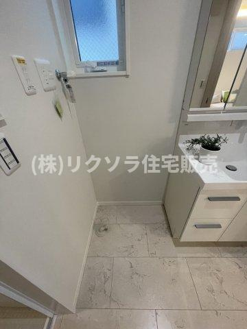 東香里園町　新築一戸建てのランドリースペース|■物件内覧・資金計画相談・住宅ローン相談、リフォーム相談、お問合せ受付中■
※当日・翌日のご内覧、ご相談はお電話でのお問合せがスムーズです！