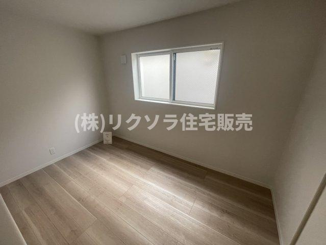 東香里園町　新築一戸建ての寝室|■物件内覧・資金計画相談・住宅ローン相談、リフォーム相談、お問合せ受付中■
※当日・翌日のご内覧、ご相談はお電話でのお問合せがスムーズです！