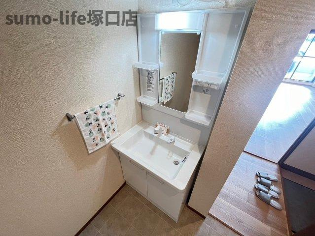 ファミール池尻の洗面所