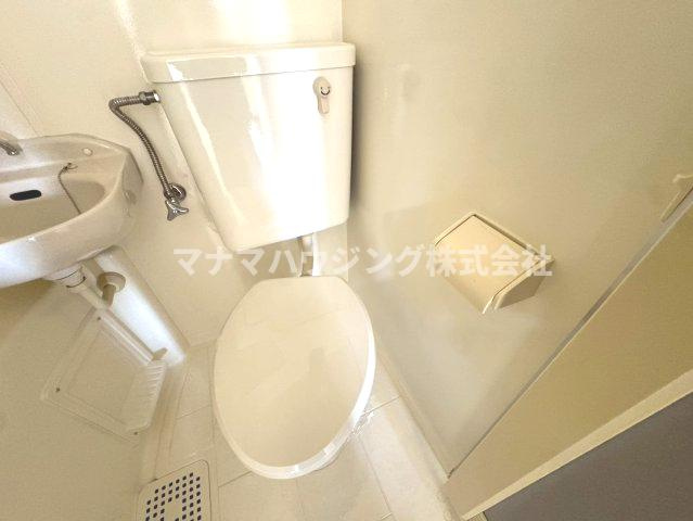 アドウニスのトイレ