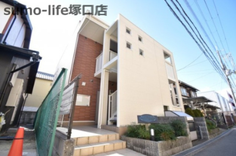 シャロル東園田の外観