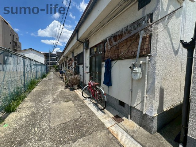 南塚口５丁目連棟貸家のエントランス