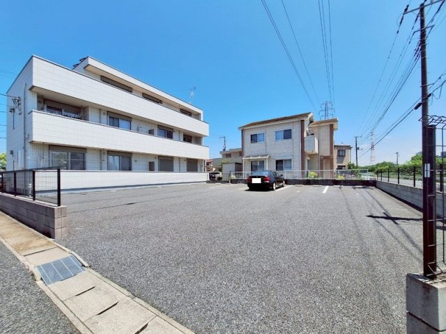 市原市五井東１丁目の賃貸マンションの駐車場