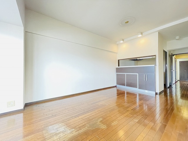 【居間・リビング】 | シティマンション春日