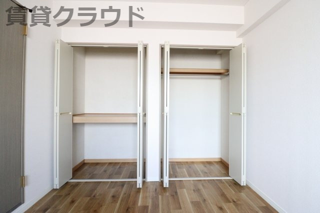 ミドルロード　壱番館の収納