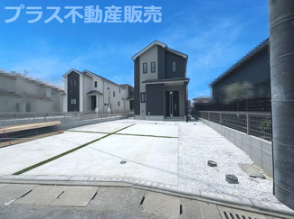 【外観】 | 現地写真。同じ物件を見るなら、プラス不動産販売にお任せ下さい。