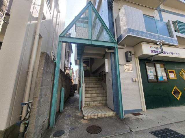 TMハイツ深江のエントランス