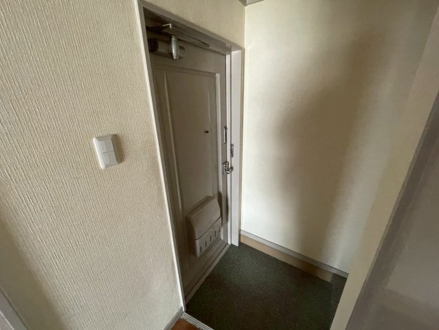 TMハイツ深江の玄関